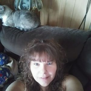 Meet your Posher, Renee